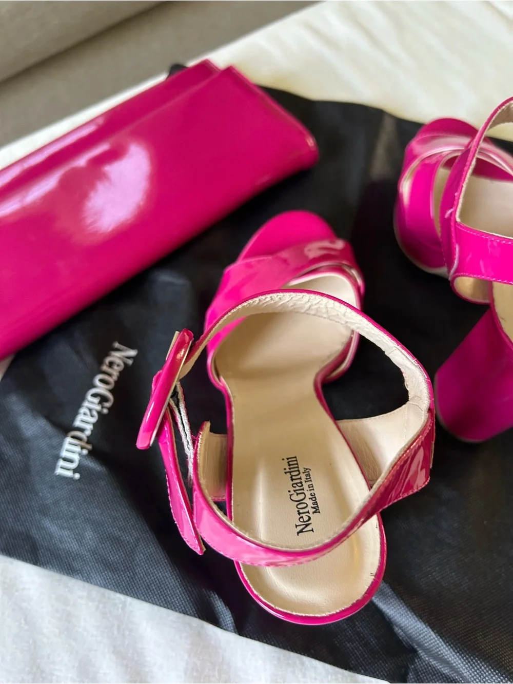 Nero Giardini Patent Fuchsia Platform Sandals